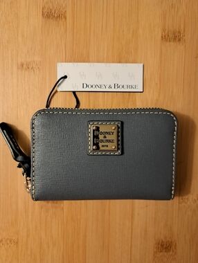 🔥Dooney & Bourkey Large Saffiano Leather Zip Around Credit Card Case, Graphite
